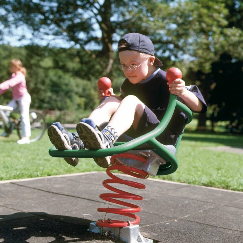 SSB300 springi inkluderende lek vippe